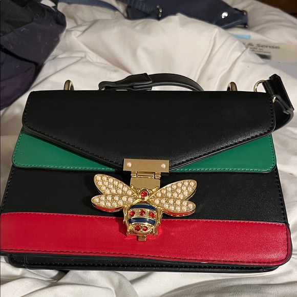 Chic Black, Green, and Red Crossbody Bag with Gold Bee Accent like Gucci. - Picture 1 of 8